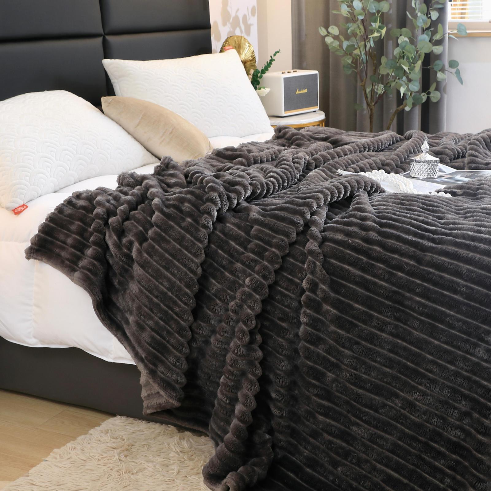 Patura pufoasa CoCoLiNo, 200x230cm, Jojo Home, Gri inchis - 1 | YEO