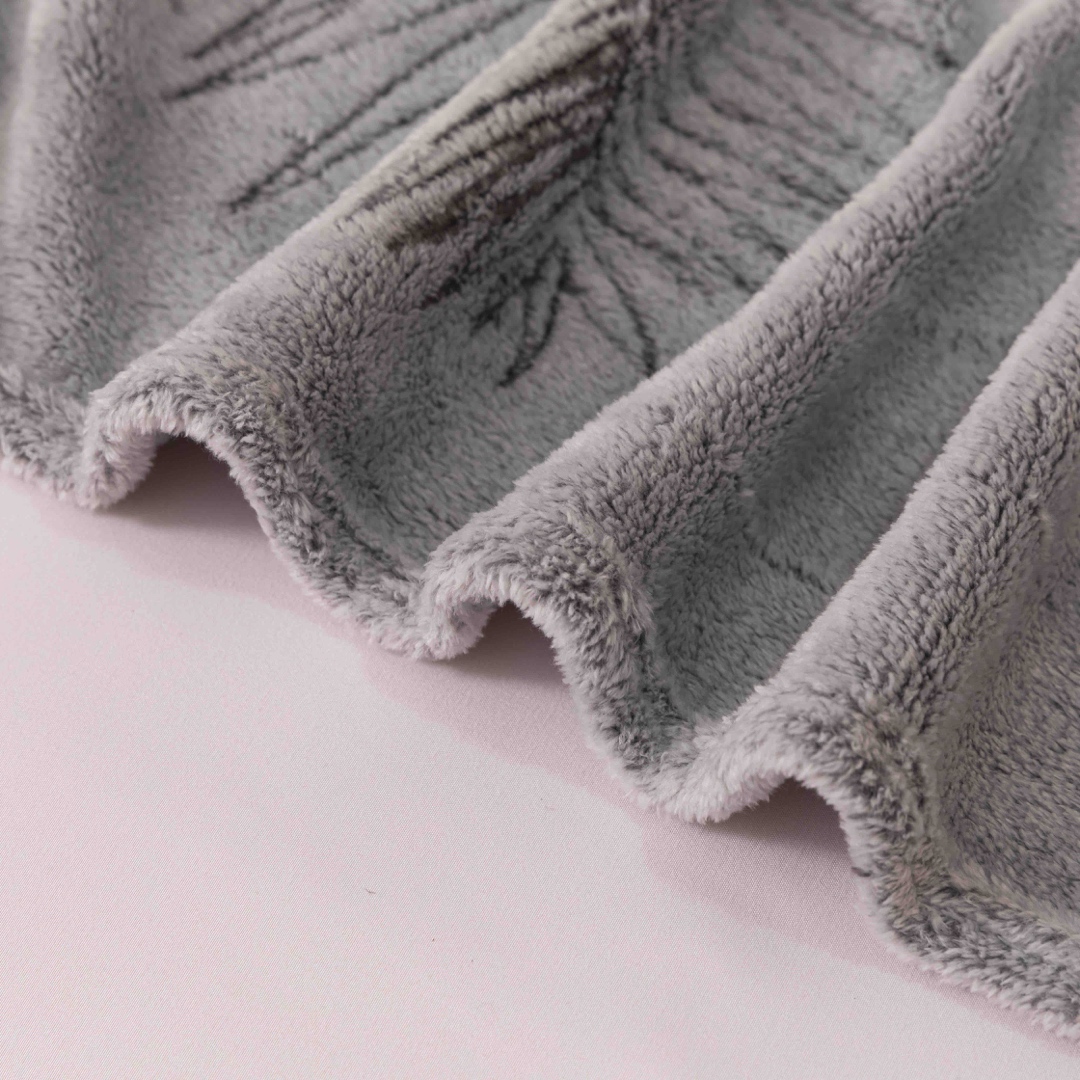 Patura Pufoasa CoCoLiNo, Jojo Home, 200x230cm, Gri, frunze - 2 | YEO