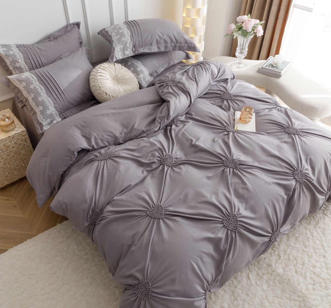 Lenjerie de Pat Premium, JOJO HOME, Finet Soft Touch, cu Inimioare din Pliuri Brodate, si Dantela Delicata, 6 Piese, Nesifonabila si Durabila, Gri deschis - 2 | YEO