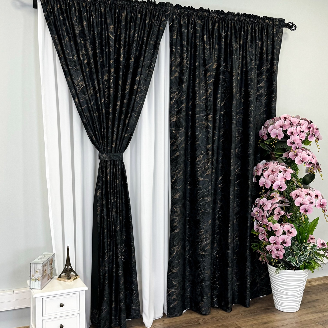 Draperie Catifea MYKONOS cu valuri rafinate aurii, 140cm latime x 260cm inaltime, cu TIV LAT, Negru - V8 - 4 | YEO