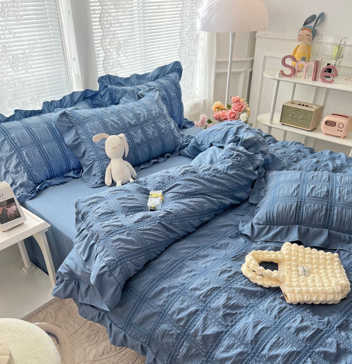 Lenjerie pat dublu,  Soft Touch CREPONAT DELUXE, 6 piese, Jojo Home, Bleumarin - 1 | YEO