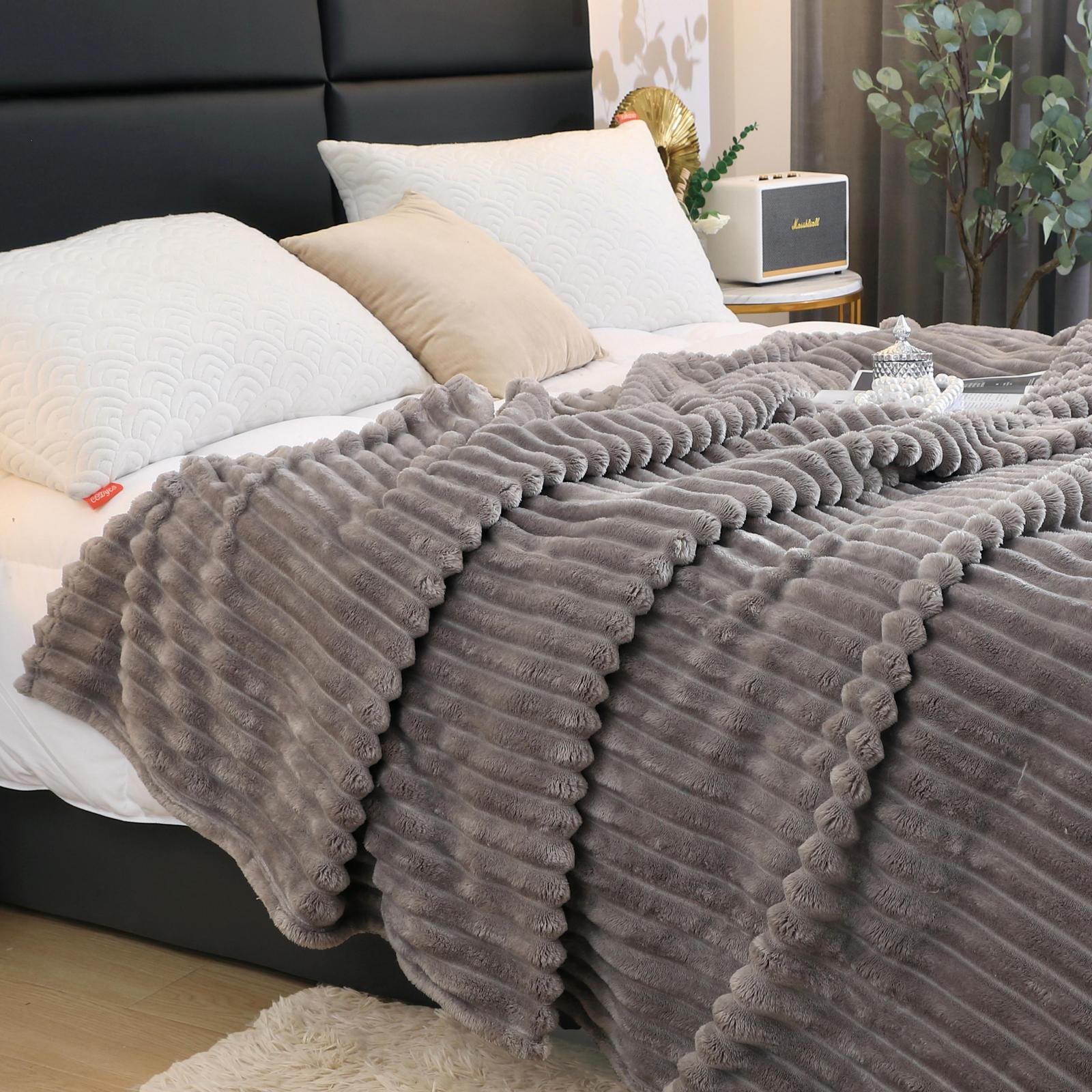 Patura pufoasa CoCoLiNo, 200x230cm, Jojo Home, Gri deschis - 1 | YEO
