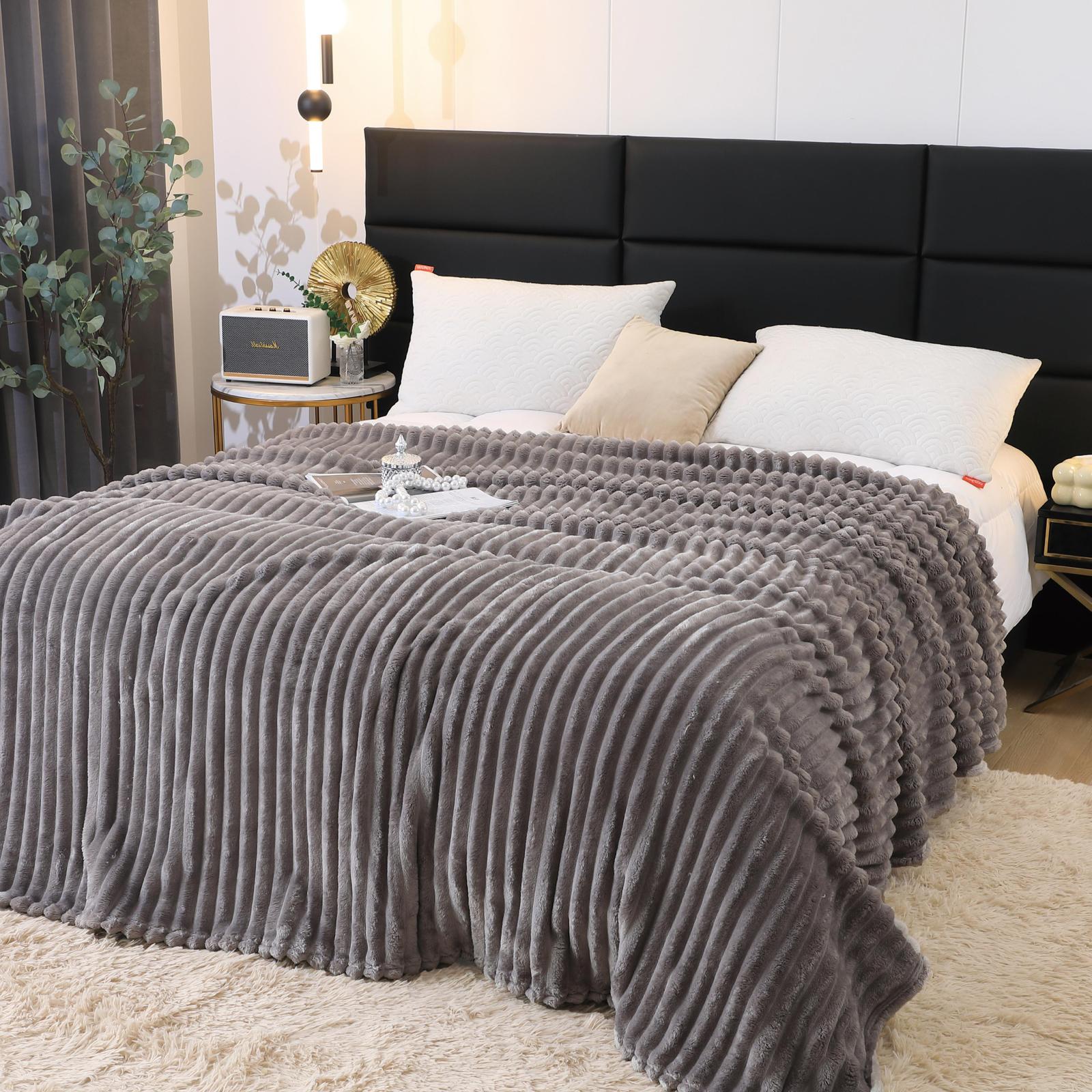 Patura pufoasa CoCoLiNo, 200x230cm, Jojo Home, Gri deschis - 3 | YEO