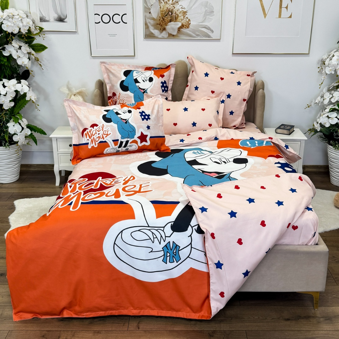 Lenjerie pat dublu (140x200cm, 160x200cm, 180x200cm), FINET, 6 piese, IDENTICA CU POZA,, Portocaliu, Bleu, Mickey Mouse - 2 | YEO