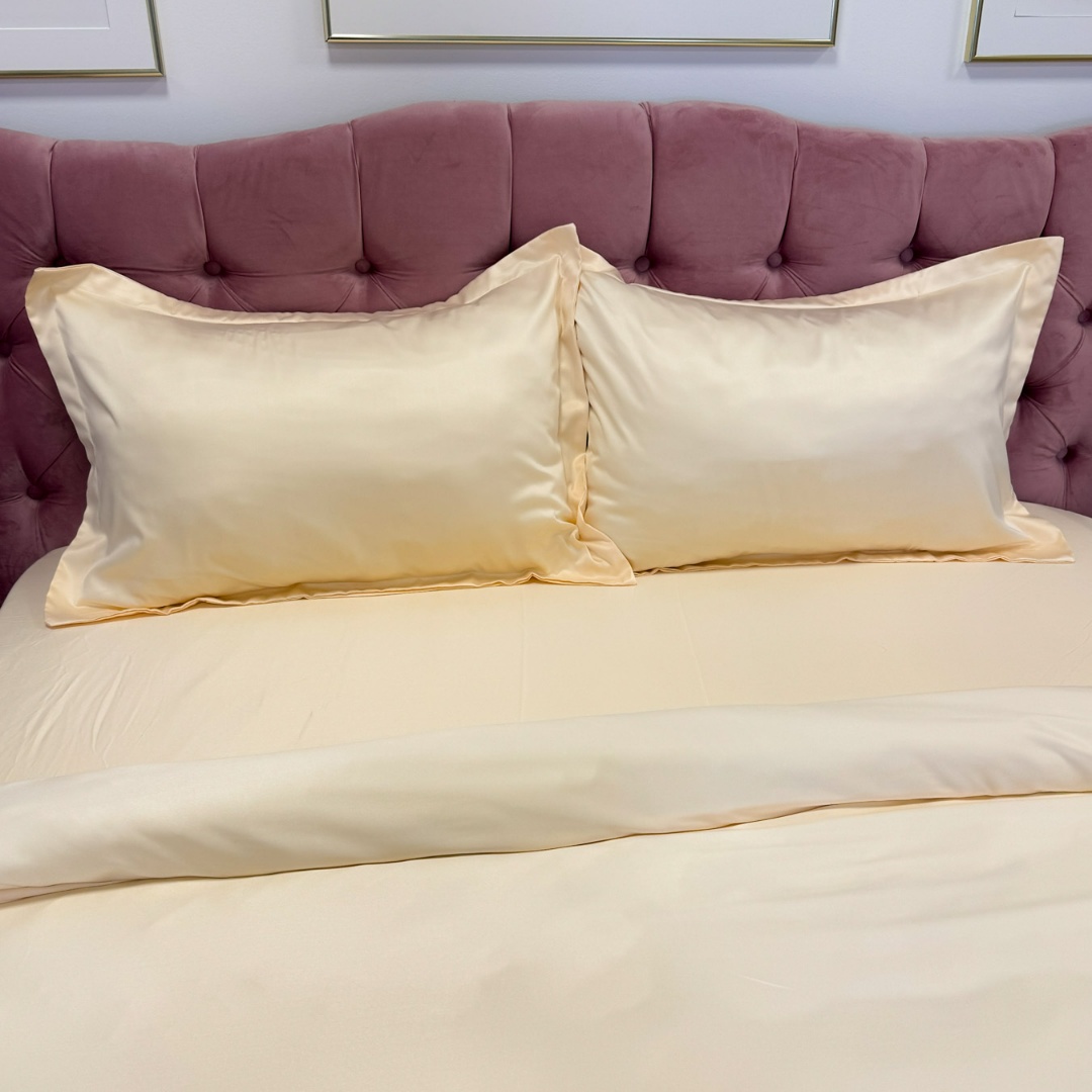Lenjerie de Pat din Satin Extra Fin, Pat Dublu, 4 Piese, cu ELASTIC, Uni, Bej Gold – Rafinament si Lux la Superlativ - 4 | YEO