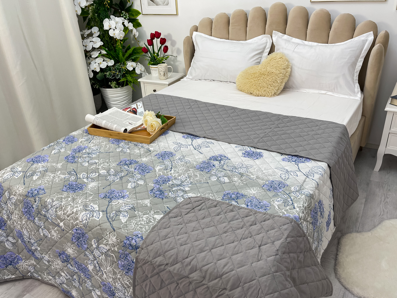 (OFERTA 3 la 199 Lei) Cuvertura matlasata cu doua fete pentru pat dublu , 210x210, Gri-Albastru, flori - imagine 4