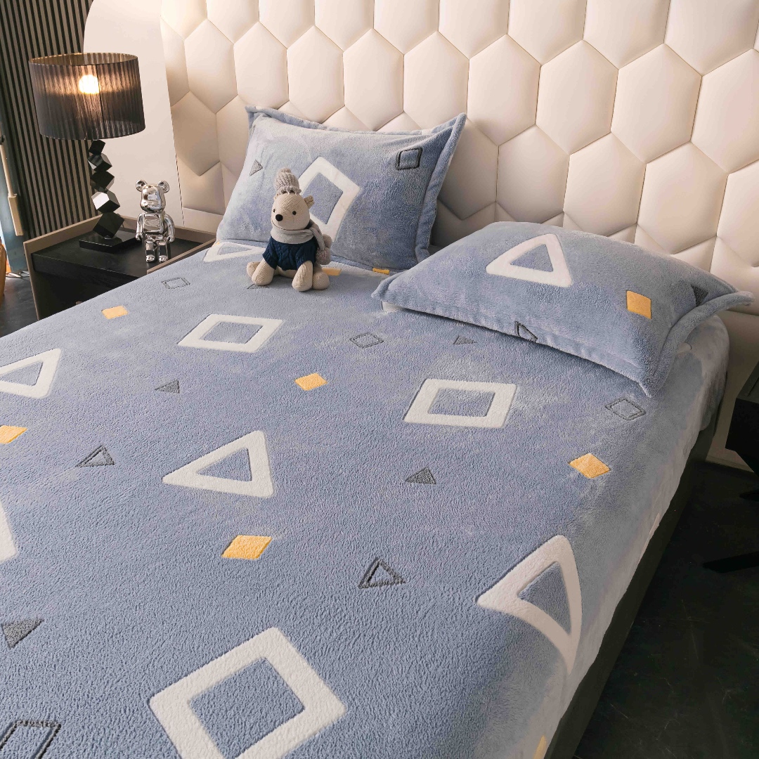 Cearsaf CoCoLiNo, JoJo Home, cu Elastic, 180x200x25cm, 2 fete de perne, 50x70cm, Bleu, forme geometrice - 1 | YEO