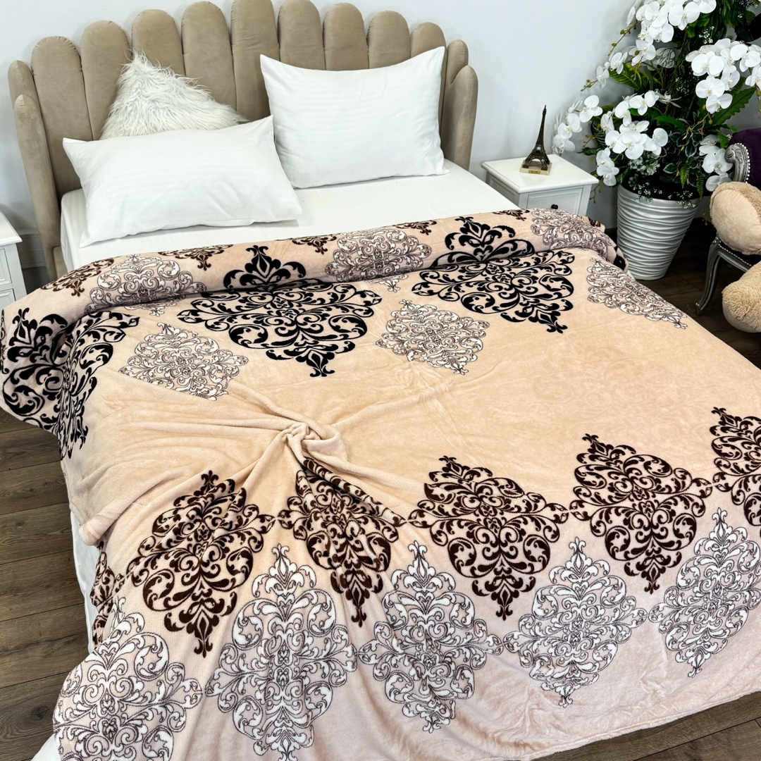 Patura pufoasa cocolino 200x230cm, 240g/mp, Crem, Maro, model royal - 3 | YEO