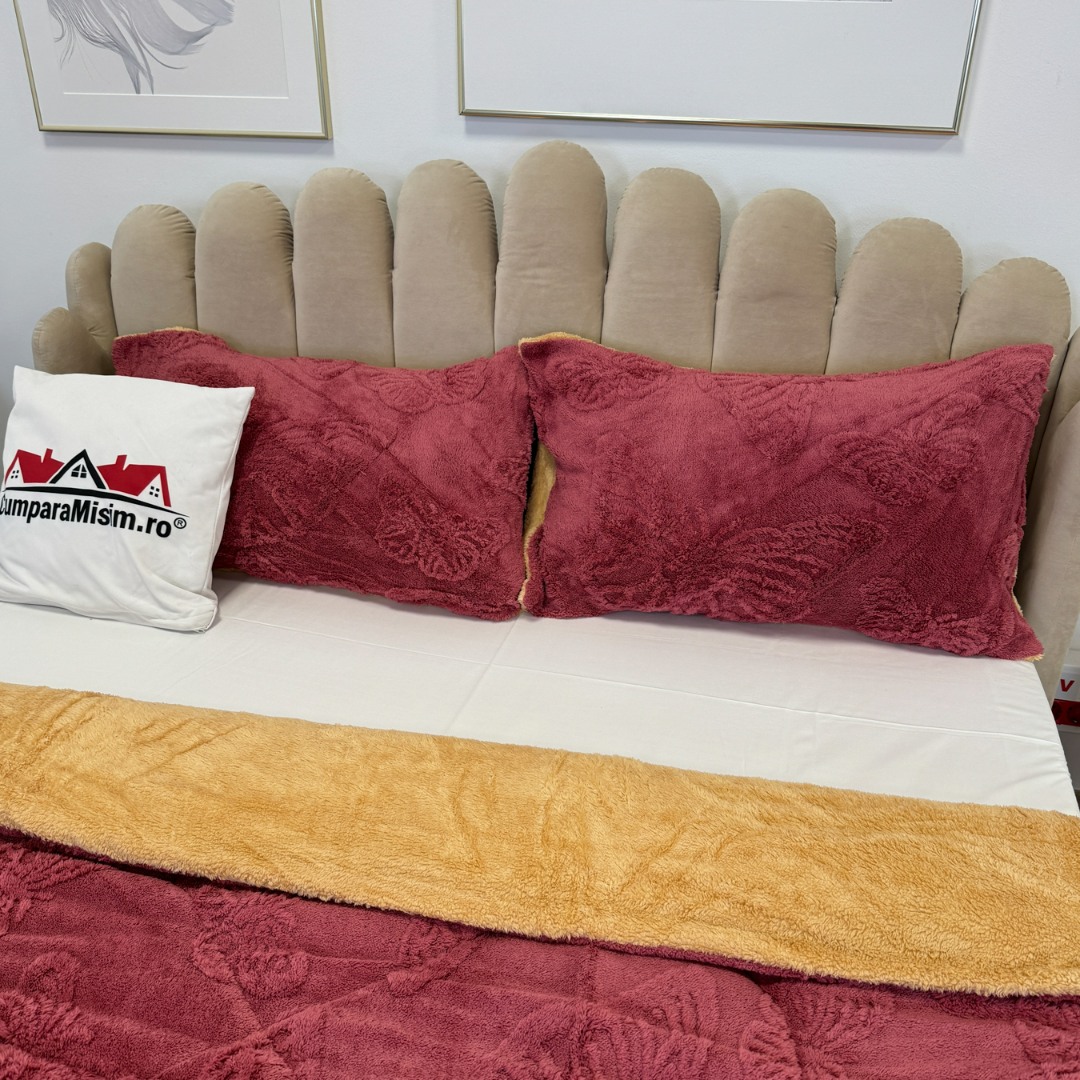 Pilota Groasa Cocolino Gofrat 3D cu Fluturi in Relief si Dos din Blanita Sherpa, Umplutura Vatelina Siliconica, 200x230 cm + 2 Fete de Perna 50x70 cm - Caldura si Rafinament pentru Un Somn Odihnitor, Purpuriu - 3 | YEO