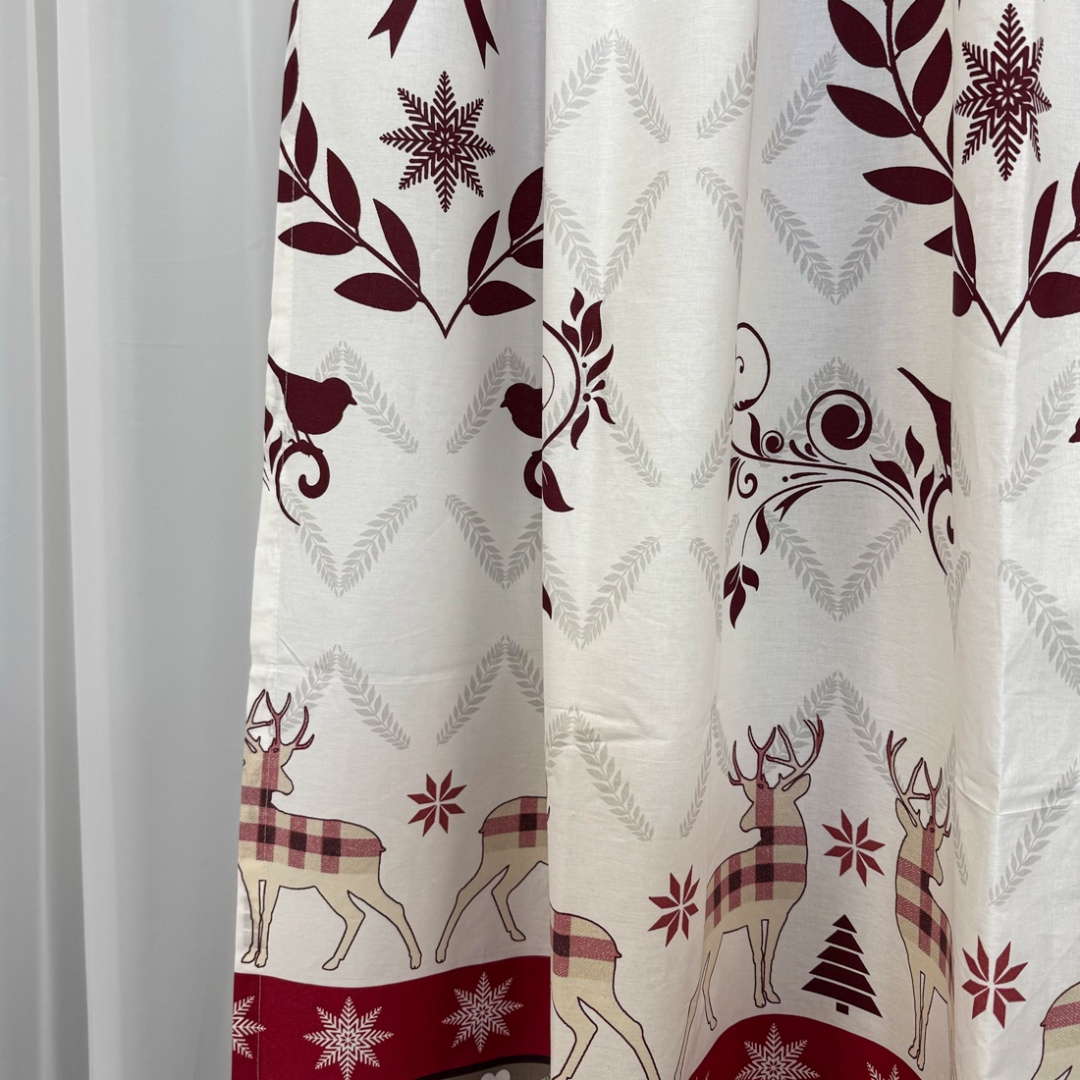 Set Lenjerie Pat Dublu Craciun 4 Piese + 2 Draperii 150x235cm din Bumbac Ranforsat – Confort si Eleganta, Fabricat in Romania, Crem, Rosu, carouri, reni - 3 | YEO