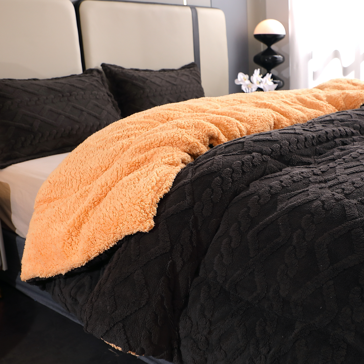 Pilota CoCoLiNo Sherpa tip Tricotaj cu blanita bej, matlasata, 200x230cm + 2 fete de perna 50x70cm, negru - 4 | YEO