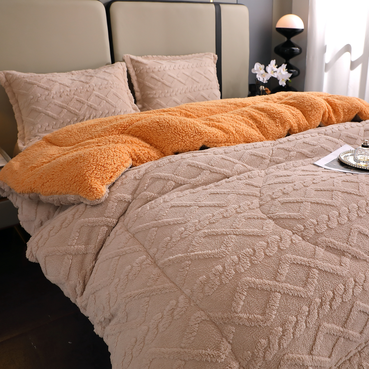 Poze Pilota CoCoLiNo Sherpa tip Tricotaj cu blanita bej, matlasata, 200x230cm + 2 fete de perna 50x70cm, cappuccino cumparamisim.ro