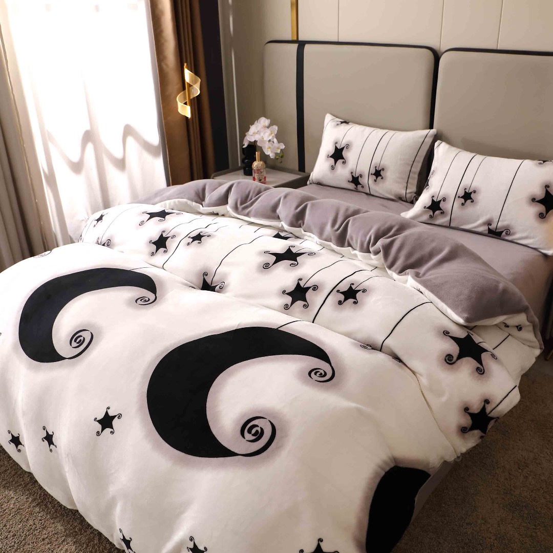 Lenjerie pat dublu, Super Pufoasa COCOLINO, 4 piese, Alb, Negru, Stele si Luna - 2 | YEO