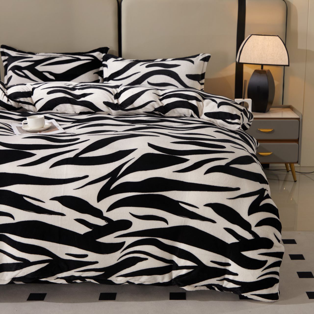 Lenjerie pat dublu, Super Pufoasa COCOLINO, 4 piese, Alb-Negru, zebra - 3 | YEO