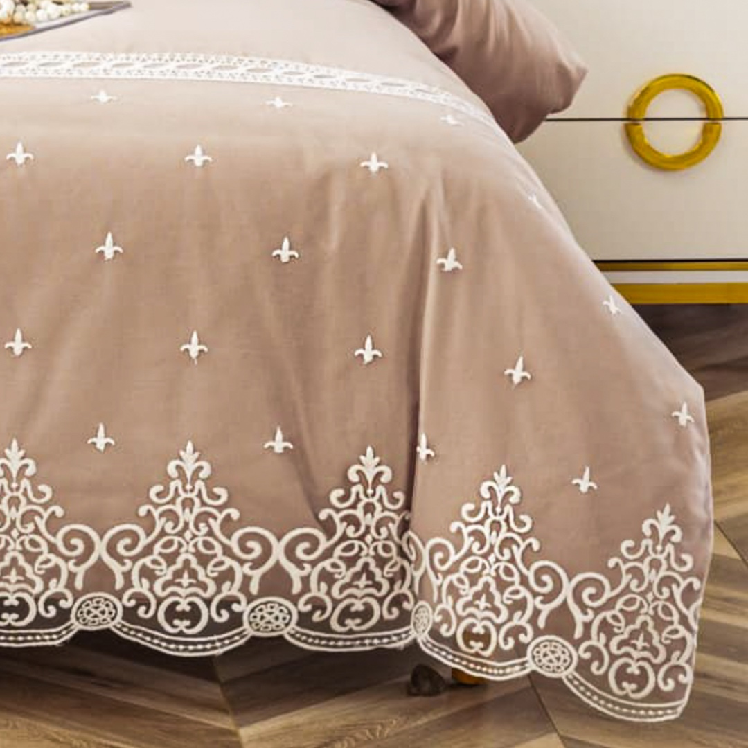 Lenjerie pat dublu,  Fin cu Dantela si Broderie Rafinata, CEARSAF CU ELASTIC, 6 piese, Bej - 4 | YEO