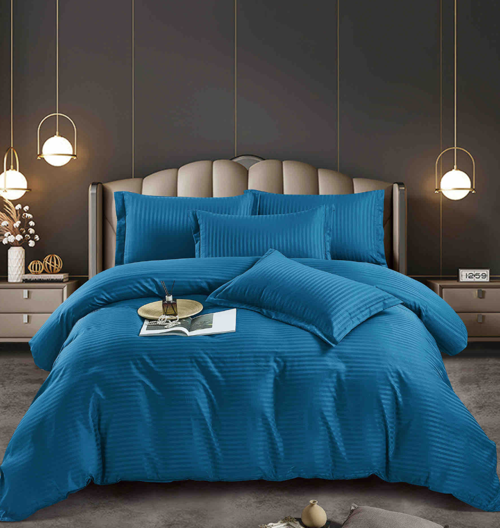 Lenjerie HoReCa, pat dublu, Damasc Finetat Deluxe cu Elastic, 6 piese, Jojo Home, Albastru - 1 | YEO