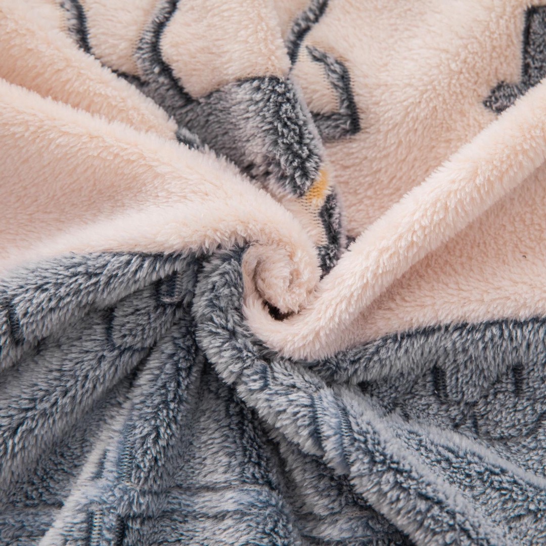Lenjerie pat dublu, Super Pufoasa COCOLINO,cu ELASTIC, 4 piese, Jojo Home, Alb, Gri, Cerbi - 3 | YEO