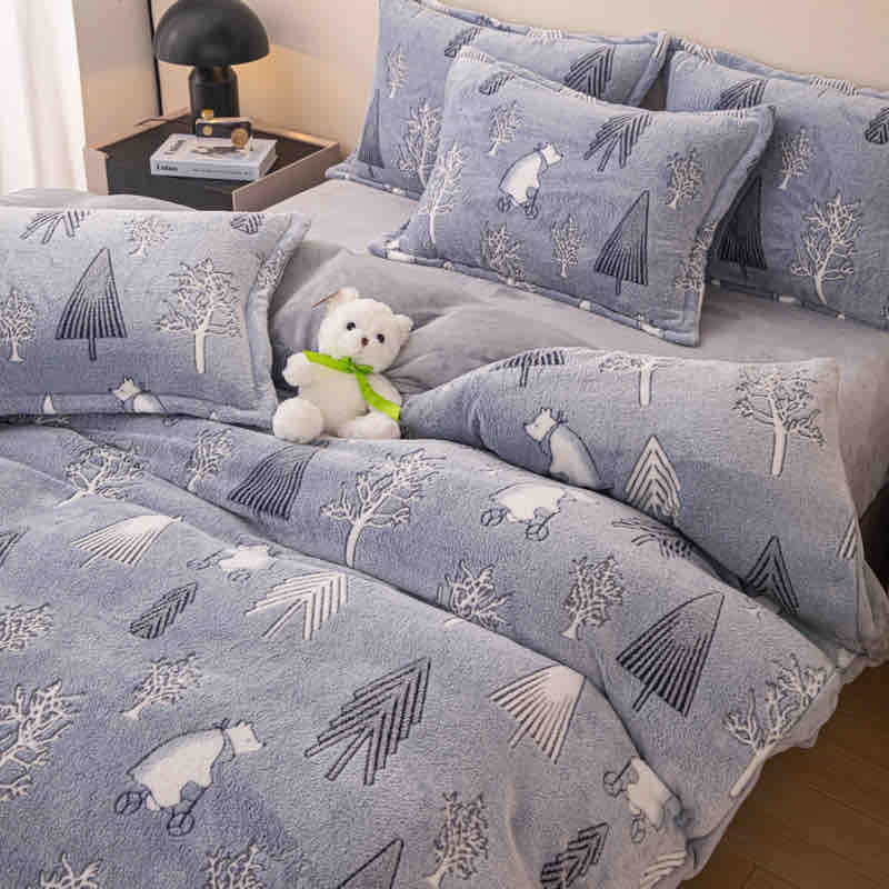 Lenjerie pat dublu, Super Pufoasa COCOLINO,cu ELASTIC, 4 piese, Jojo Home, Gri Albastrui, Brazi - 1 | YEO