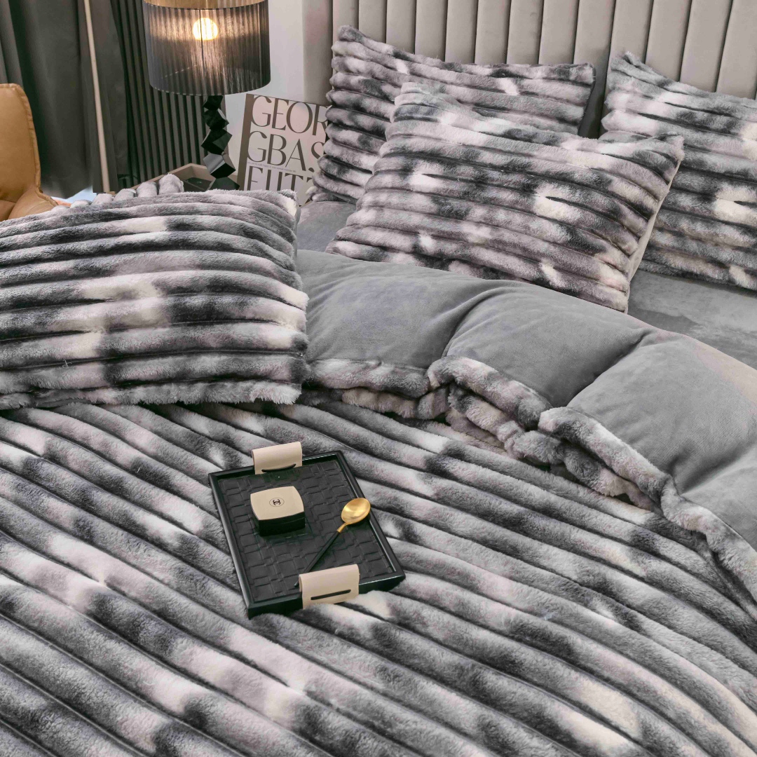 Lenjerie Deluxe, Jojo Home, 4 Piese, Blanita Shorthair si CoCoLiNo, cu Elastic Perimetral, Alb, Gri, degrade - 2 | YEO