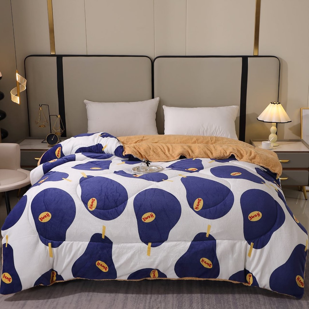 Pilota Cocolino cu Blanita Bej Ultra Pufoasa, Matlasata, 200x230 cm – Caldura Instanta si Confort de Lux pentru Nopti Reci, Alb, buline - 3 | YEO
