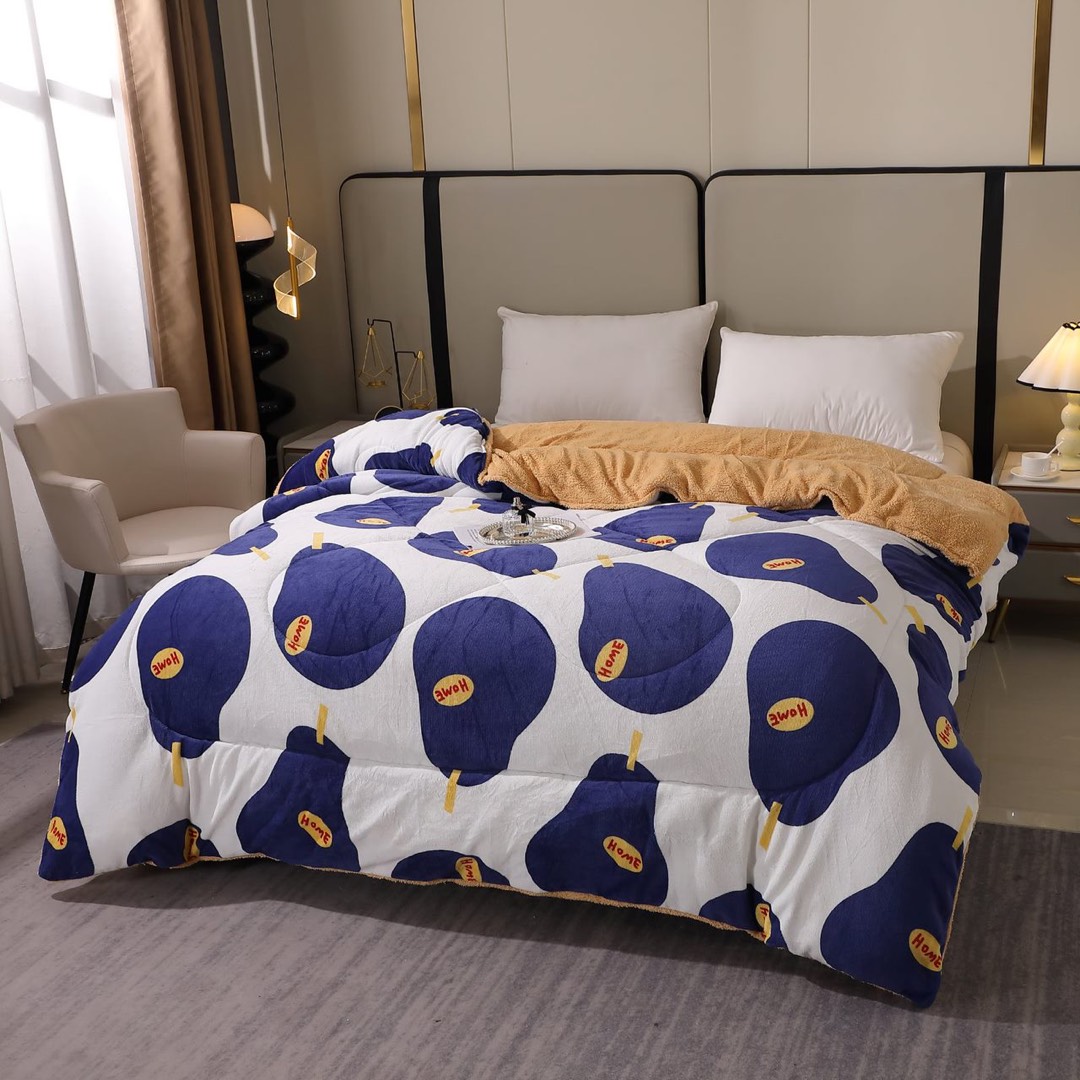 Pilota Cocolino cu Blanita Bej Ultra Pufoasa, Matlasata, 200x230 cm – Caldura Instanta si Confort de Lux pentru Nopti Reci, Alb, buline - 4 | YEO