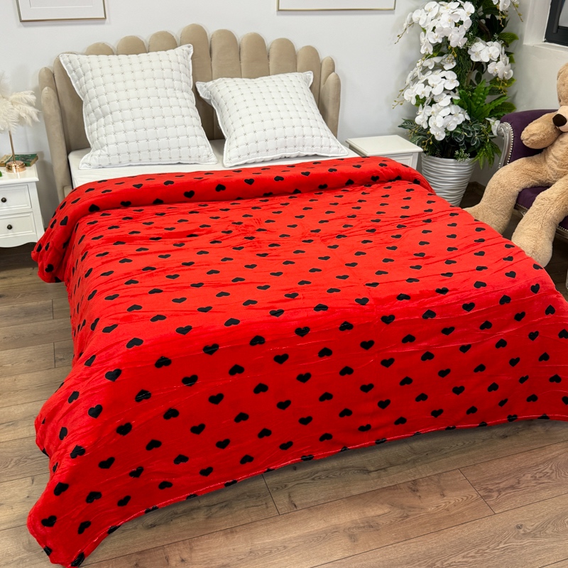 Patura pufoasa cocolino 200x230cm, 240g/mp, Rosu, Inimioare Negre - 1 | YEO