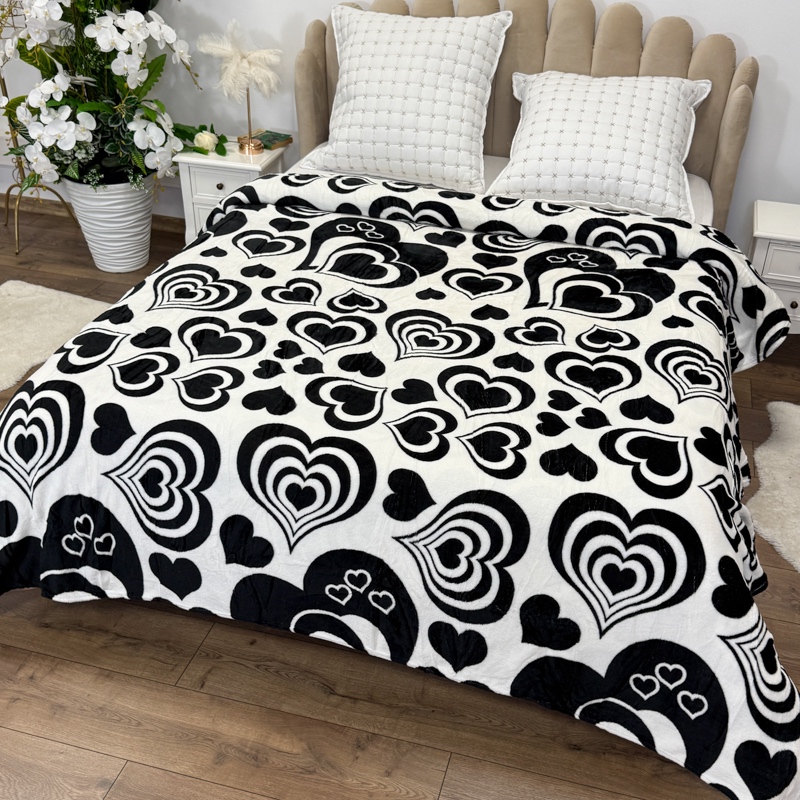 Patura pufoasa cocolino 200x230cm, 240g/mp, Alb, Inimioare Negre - 1 | YEO