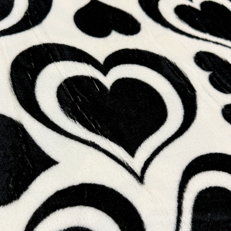 Patura pufoasa cocolino 200x230cm, 240g/mp, Alb, Inimioare Negre - 3 | YEO