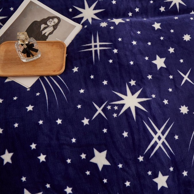 Lenjerie pat dublu, Super Pufoasa COCOLINO,cu ELASTIC, 4 piese, Bleumarin, ploaie de stele - 3 | YEO