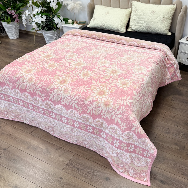 Patura pufoasa cocolino 200x230cm, 240g/mp, Roz, Alb, Flori - 1 | YEO
