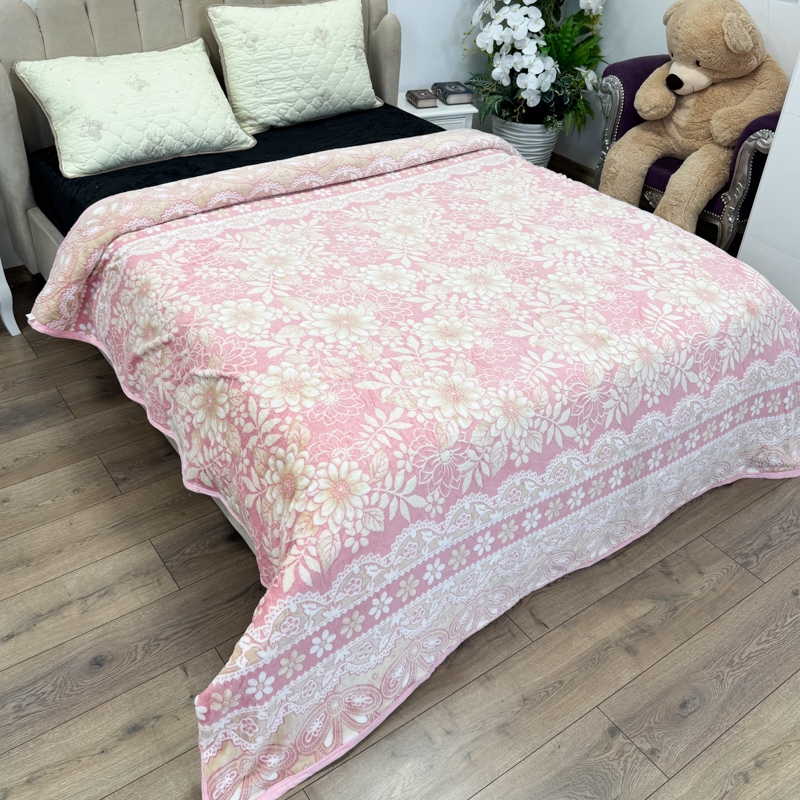 Patura pufoasa cocolino 200x230cm, 240g/mp, Roz, Alb, Flori - 2 | YEO