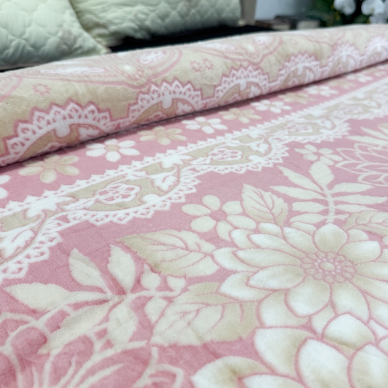 Patura pufoasa cocolino 200x230cm, 240g/mp, Roz, Alb, Flori - 3 | YEO