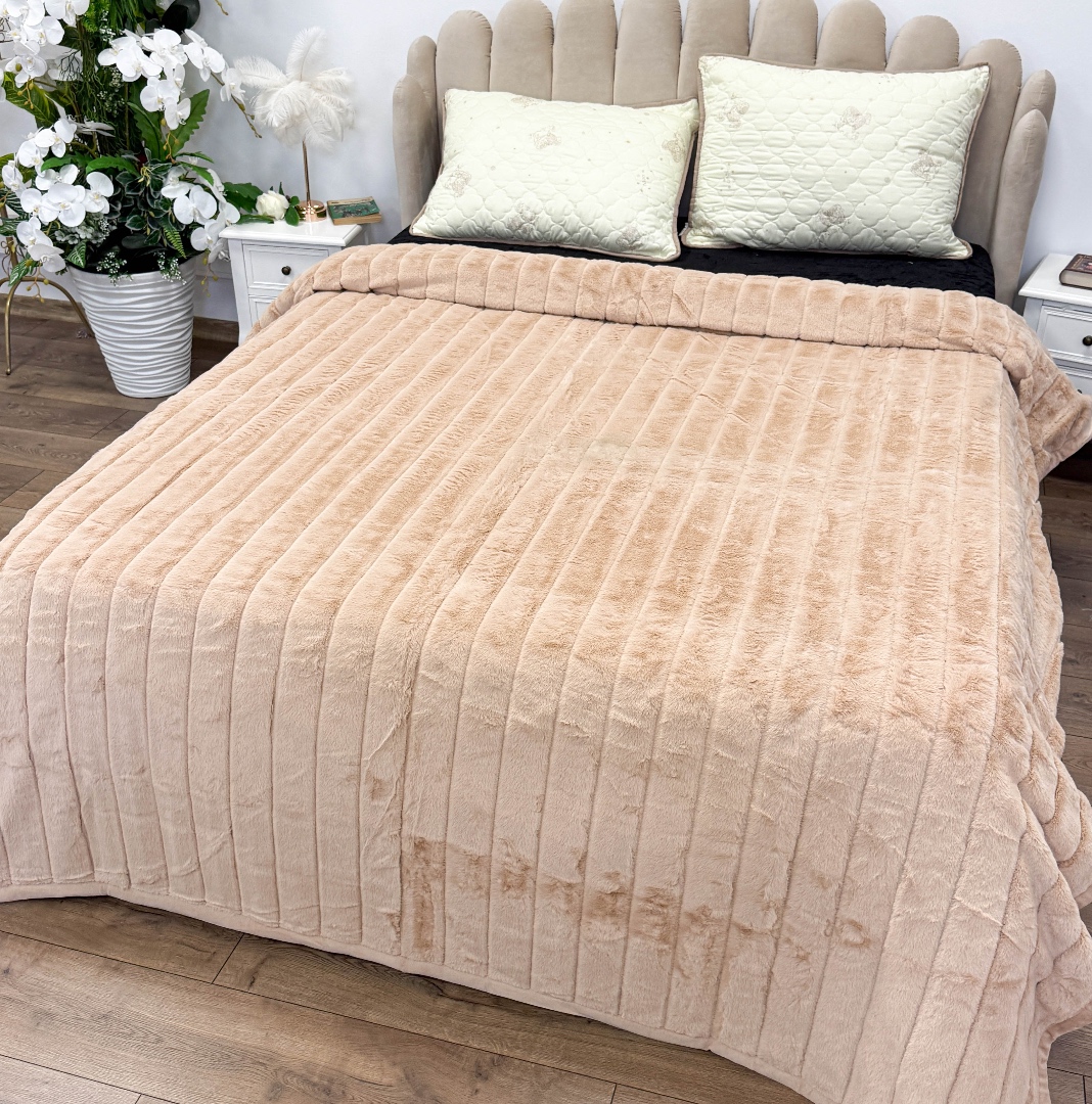 Patura Premium, Blanita Artificiala Fina, 200x230cm, Bej, Dungi - 1 | YEO