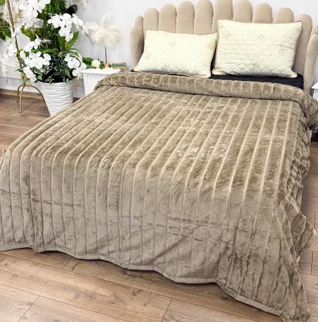 Patura Premium, Blanita Artificiala Fina, 200x230cm, Cappuccino, Dungi - 2 | YEO
