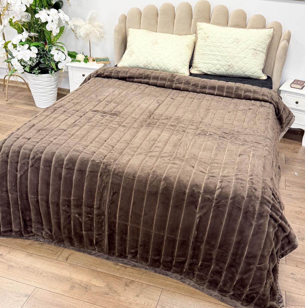 Patura Premium, Blanita Artificiala Fina, 200x230cm, Maro, Dungi - 1 | YEO