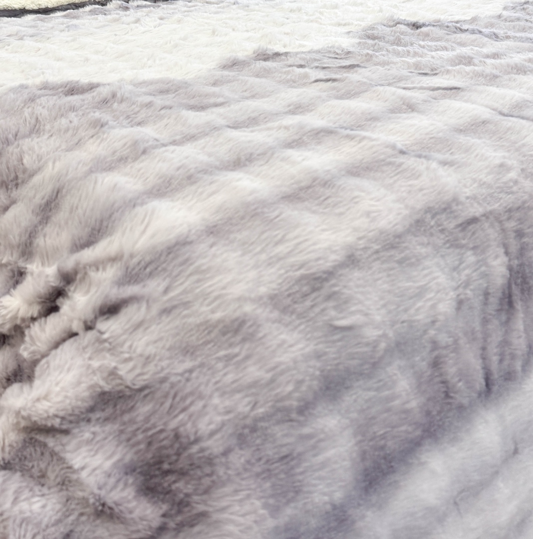 Patura Cocolino cu Blanita Sherpa 200x230cm, model cu Blanita Wave, Alb, Roz - 3 | YEO