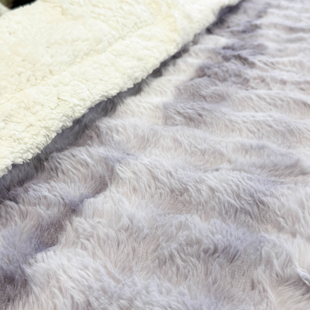 Patura Cocolino cu Blanita Sherpa 200x230cm, model cu Blanita Wave, Alb, Roz - 4 | YEO