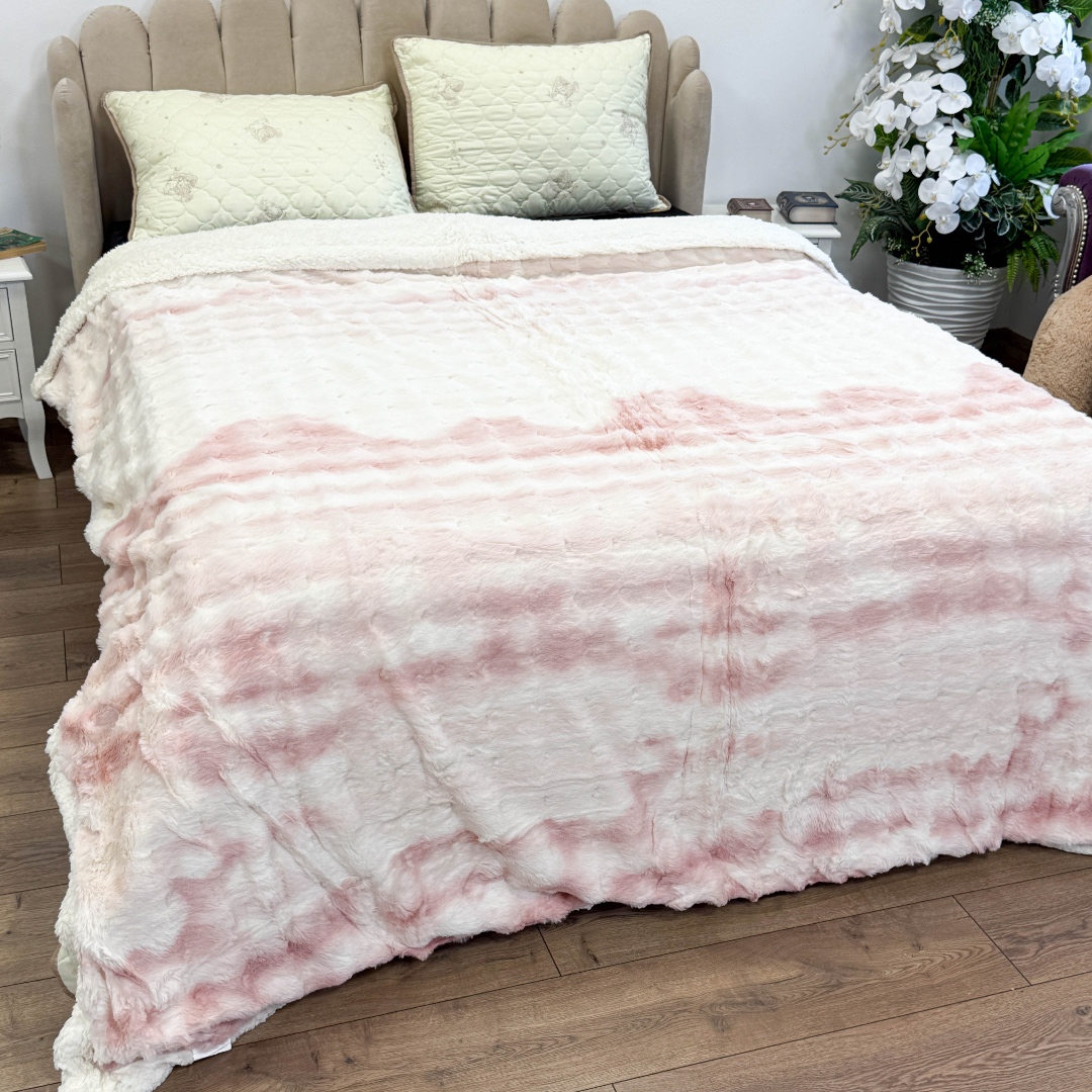 Patura Cocolino cu Blanita Sherpa 200x230cm, model cu Blanita Wave, Alb, Roz - 1 | YEO