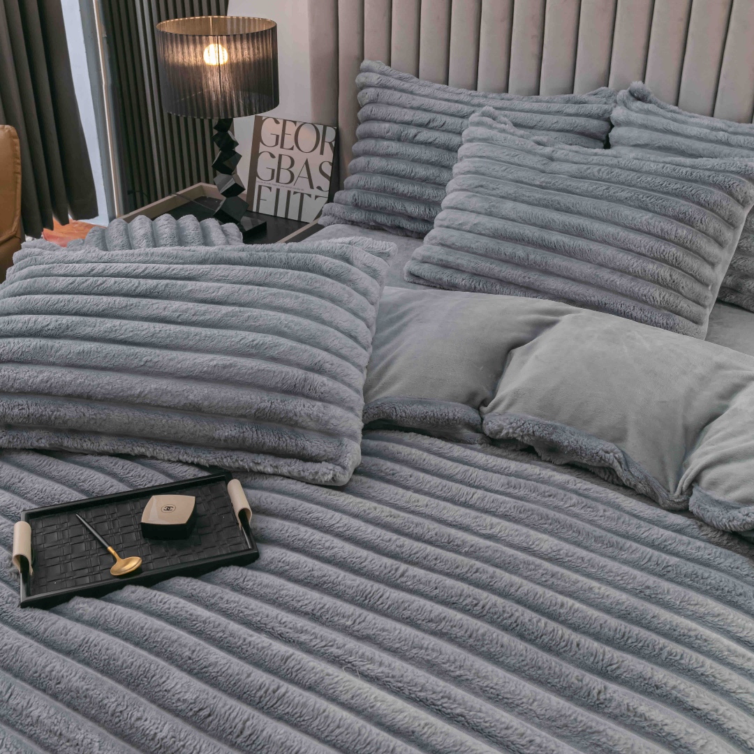 Lenjerie Deluxe, Jojo Home, 4 Piese, Blanita Shorthair si CoCoLiNo, cu Elastic Perimetral, Gri Albastrui - 2 | YEO