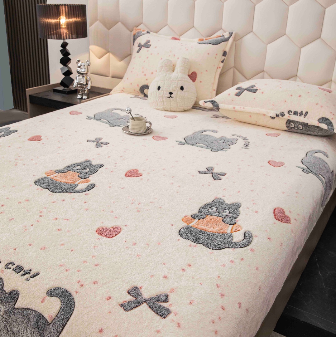 Cearsaf CoCoLiNo, JoJo Home, cu Elastic, 180x200x25cm, 2 fete de perne, 50x70cm, Crem, Pisicute - 1 | YEO