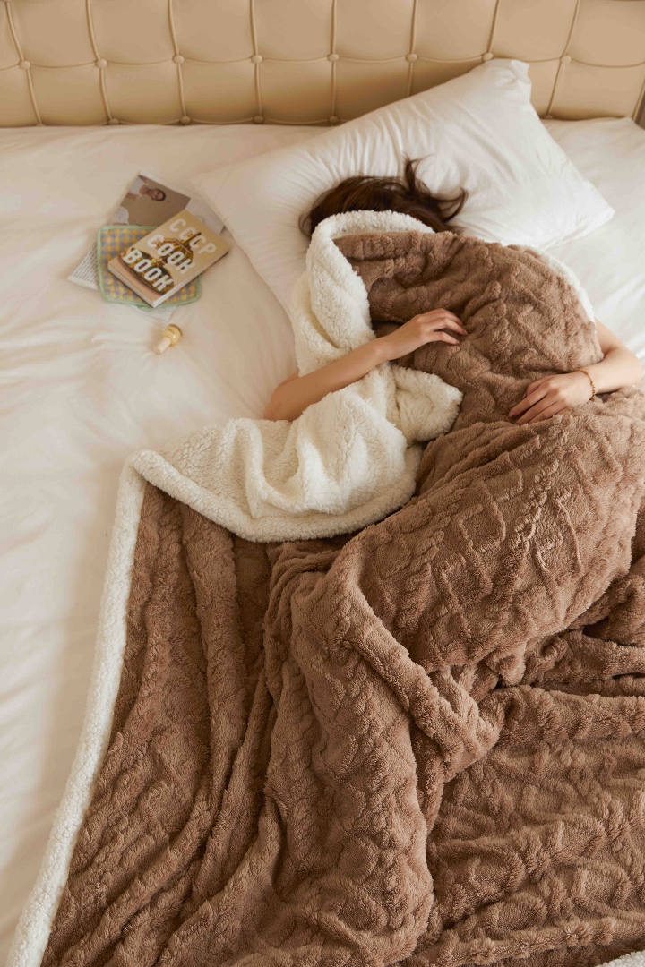 Patura CoCoLiNo tip Tricotaj cu blanita, 200x230cm, Jojo Home, Maro - 1 | YEO