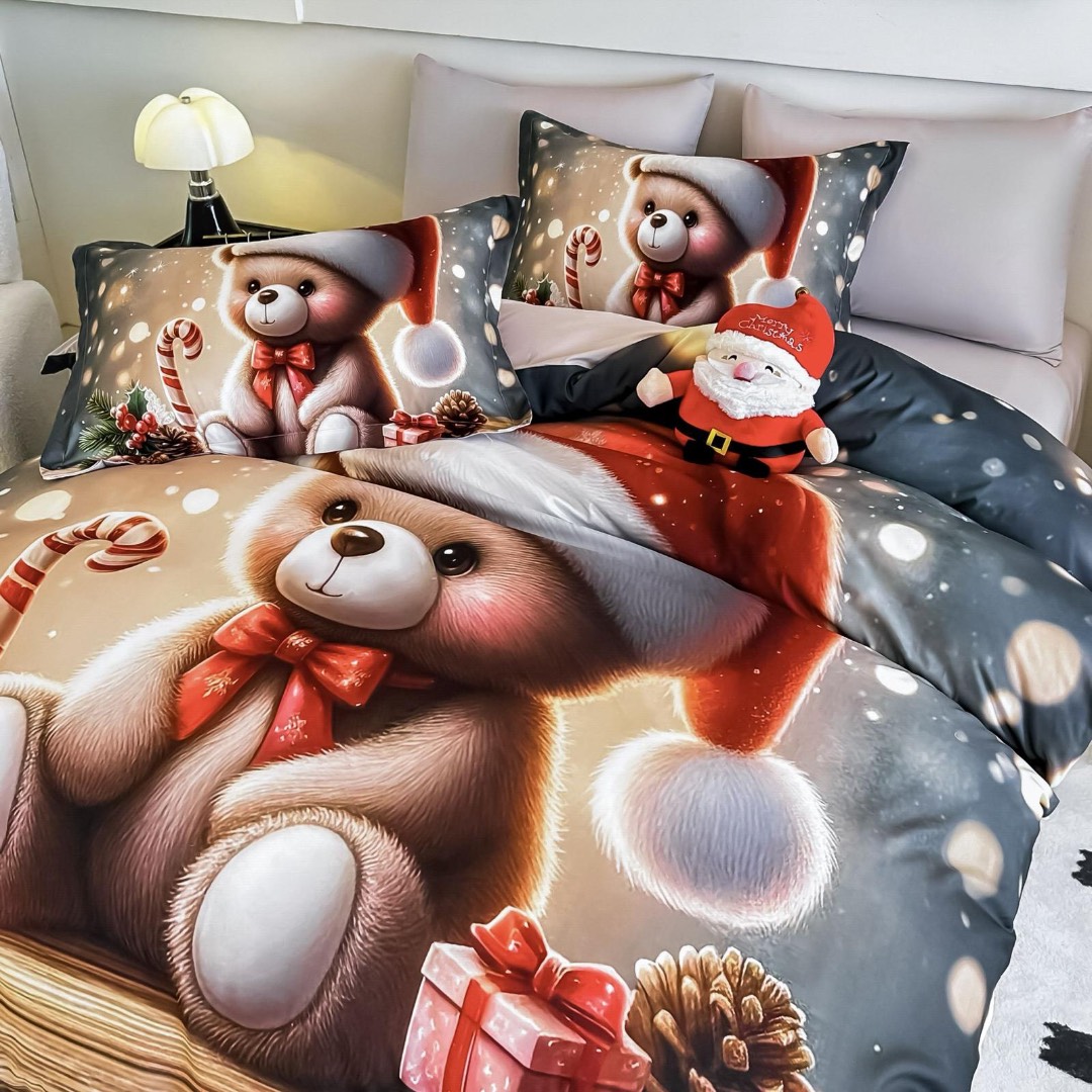 Lenjerie pat dublu, FINET, Imprimeu Digital 5D - Identic cu poza, Cu ELASTIC, 6 piese, Jojo Home, Bej, Ursulet cu Caciula lui Mos Craciun - 1 | YEO
