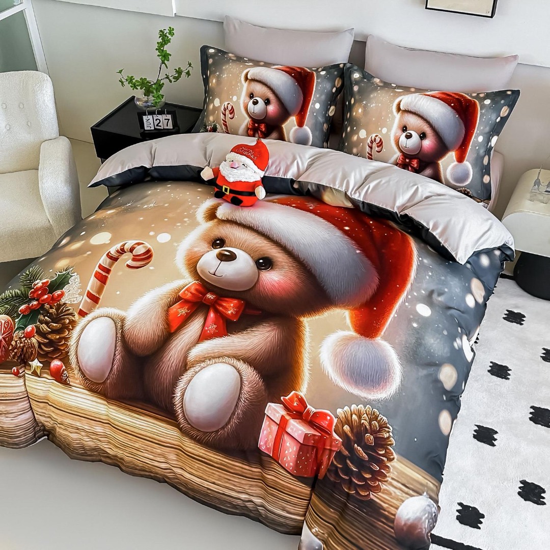 Lenjerie pat dublu, FINET, Imprimeu Digital 5D - Identic cu poza, Cu ELASTIC, 6 piese, Jojo Home, Bej, Ursulet cu Caciula lui Mos Craciun - 2 | YEO