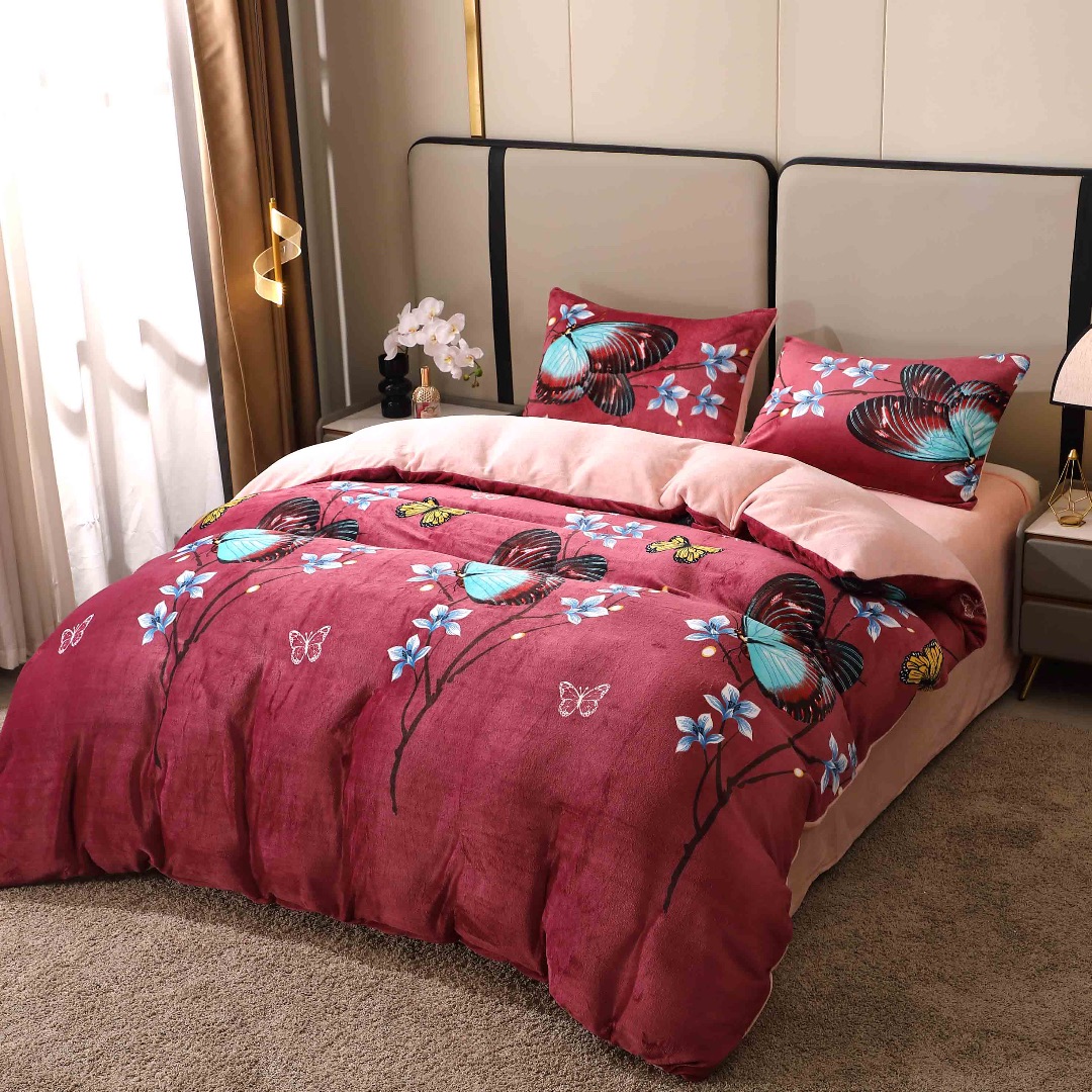 Poze Lenjerie pat dublu, Super Pufoasa COCOLINO, 4 piese, Grena, Fluturi cumparamisim.ro