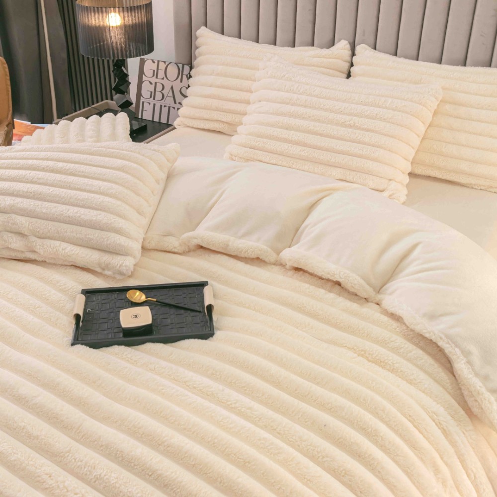 Lenjerie Deluxe, Jojo Home, 4 Piese, Blanita Shorthair si CoCoLiNo, cu Elastic Perimetral, Crem – imagine 3