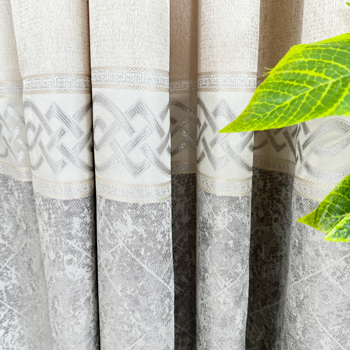 Poze Set 2 Draperii Royal, Satinata, Texturata, Bej cu Gri si Argintiu, 140cm latime x 260cm inaltime, cu tiv lat pt bara cumparamisim.ro