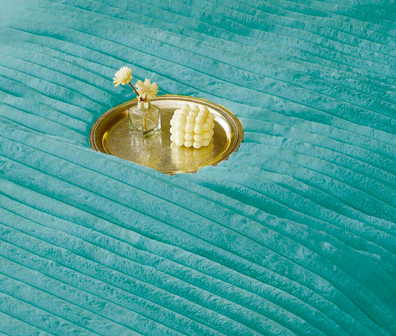 Poze Lenjerie de pat cu Pilota Inclusa, Jojo Home, Cearceaf cu Elastic, 6 Piese, Blana de Iepure Artificiala, Bleu cumparamisim.ro