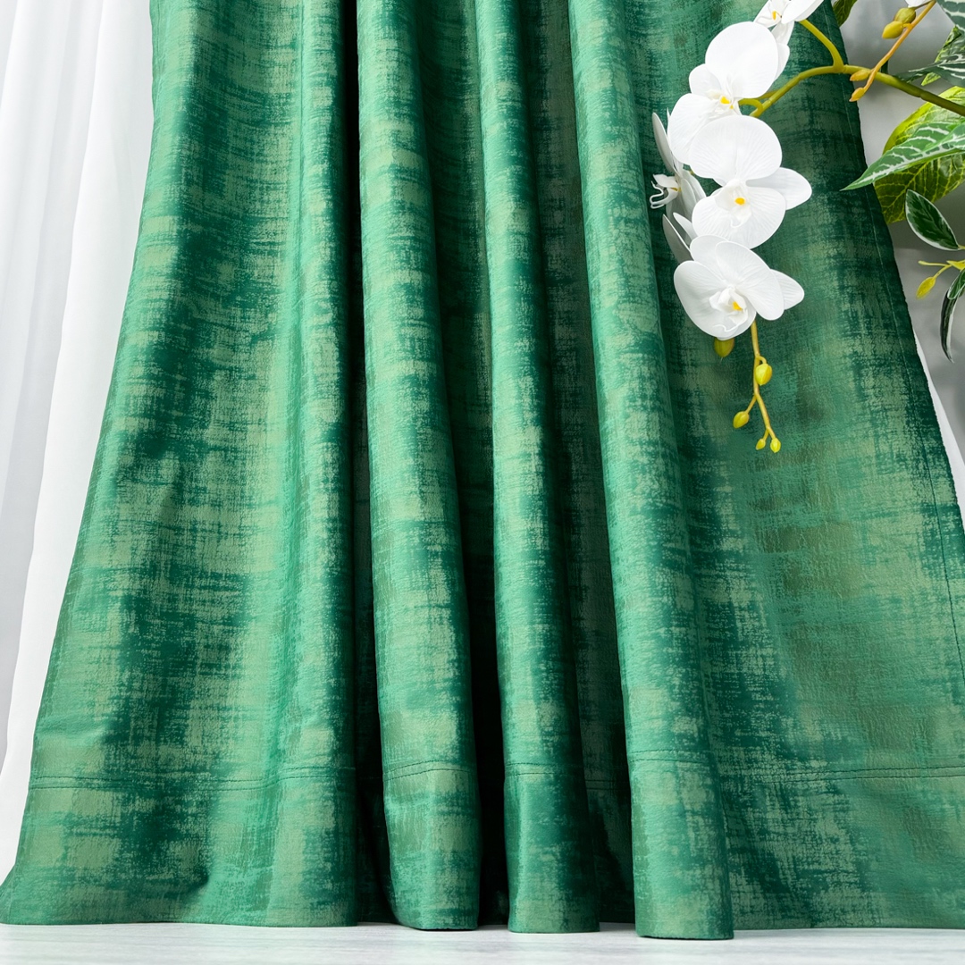Poze Set 2 Draperii Catifea cu model Venti, Verde Smarald, 140cm latime x 260cm inaltime, cu tiv lat pt bara cumparamisim.ro