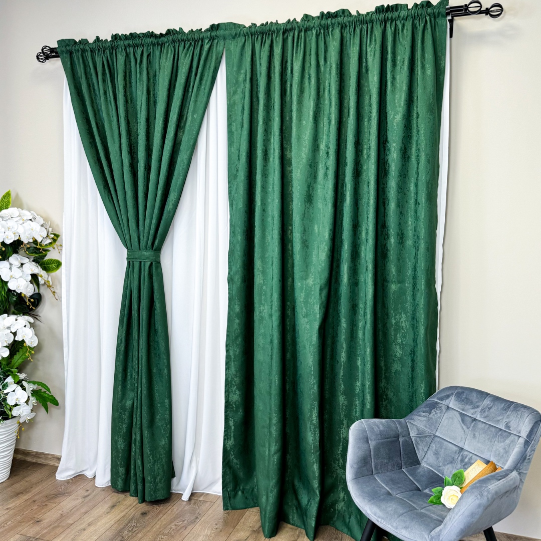 Poze Set 2 Draperii din Jacquard model Nisip, 140cm latime x 260cm inaltime, cu TIV LAT, VERDE SMARALD cumparamisim.ro