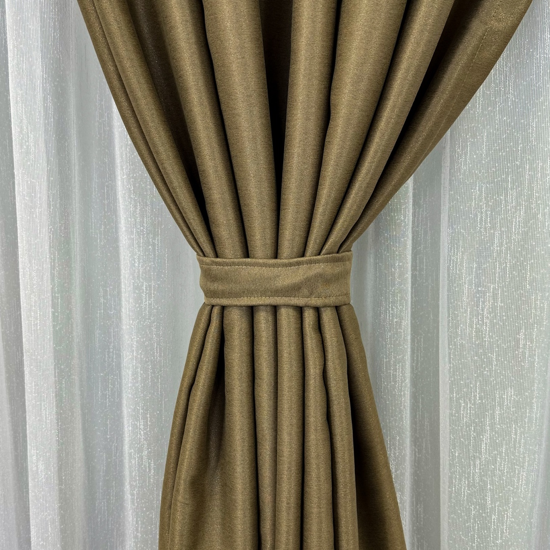 Poze Set 2 Draperii Blackout CLASS Satinata cu fir fin de sclipici, 140cm latime x 260cm inaltime, cu TIV LAT, Cappuccino intens - CR22 cumparamisim.ro